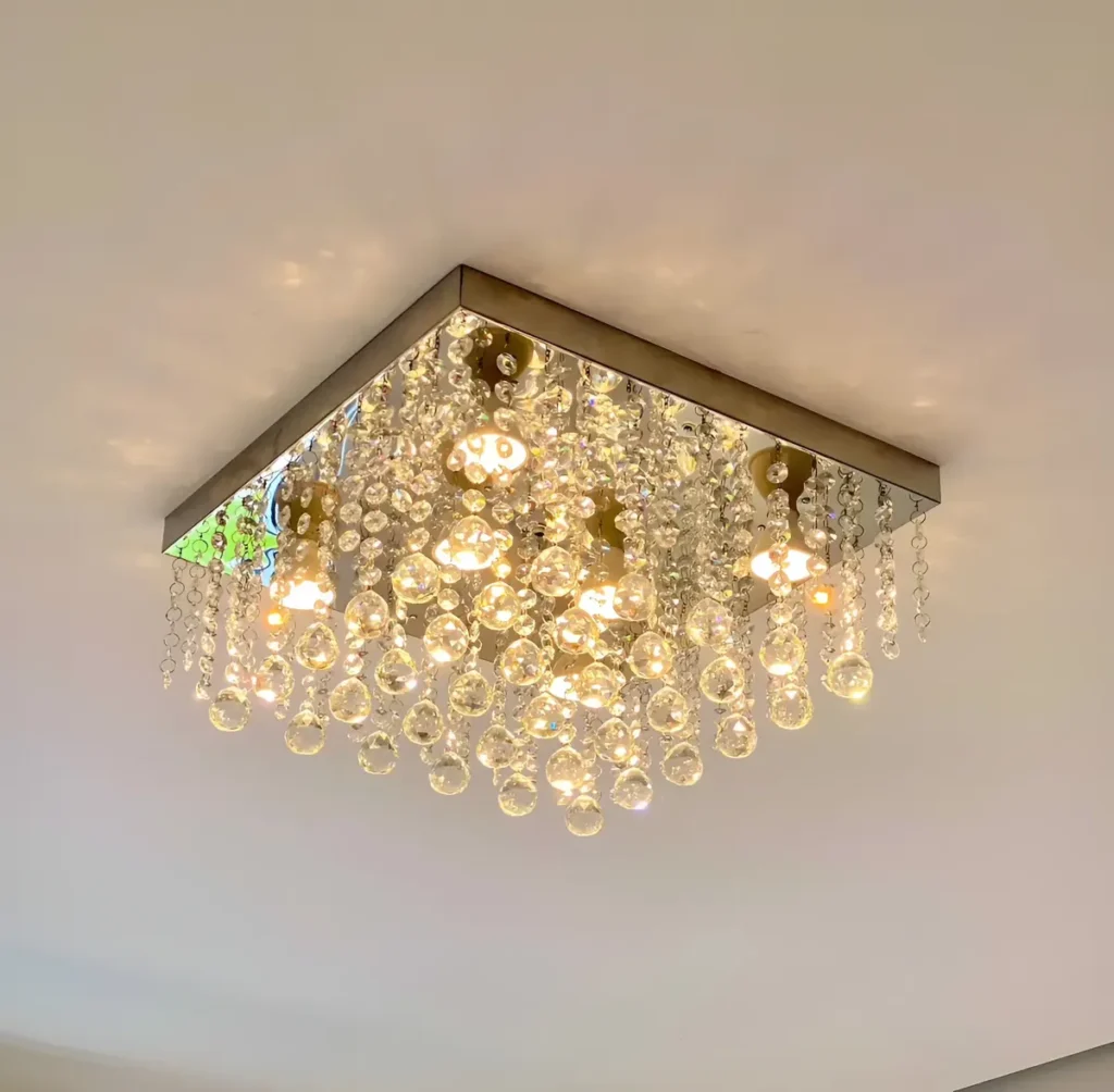 lustre para sala de jantar pequena